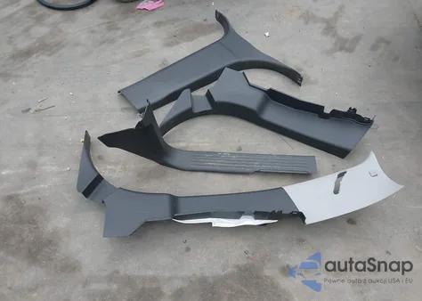 2016 Chevrolet Silverado 1500 1Lt из США, поврежденный, VIN 3GCPCREC6GG133056